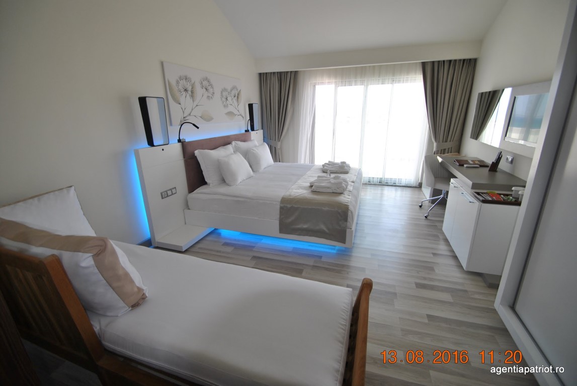 imagini hotel FLORA GARDEN KUSADASI